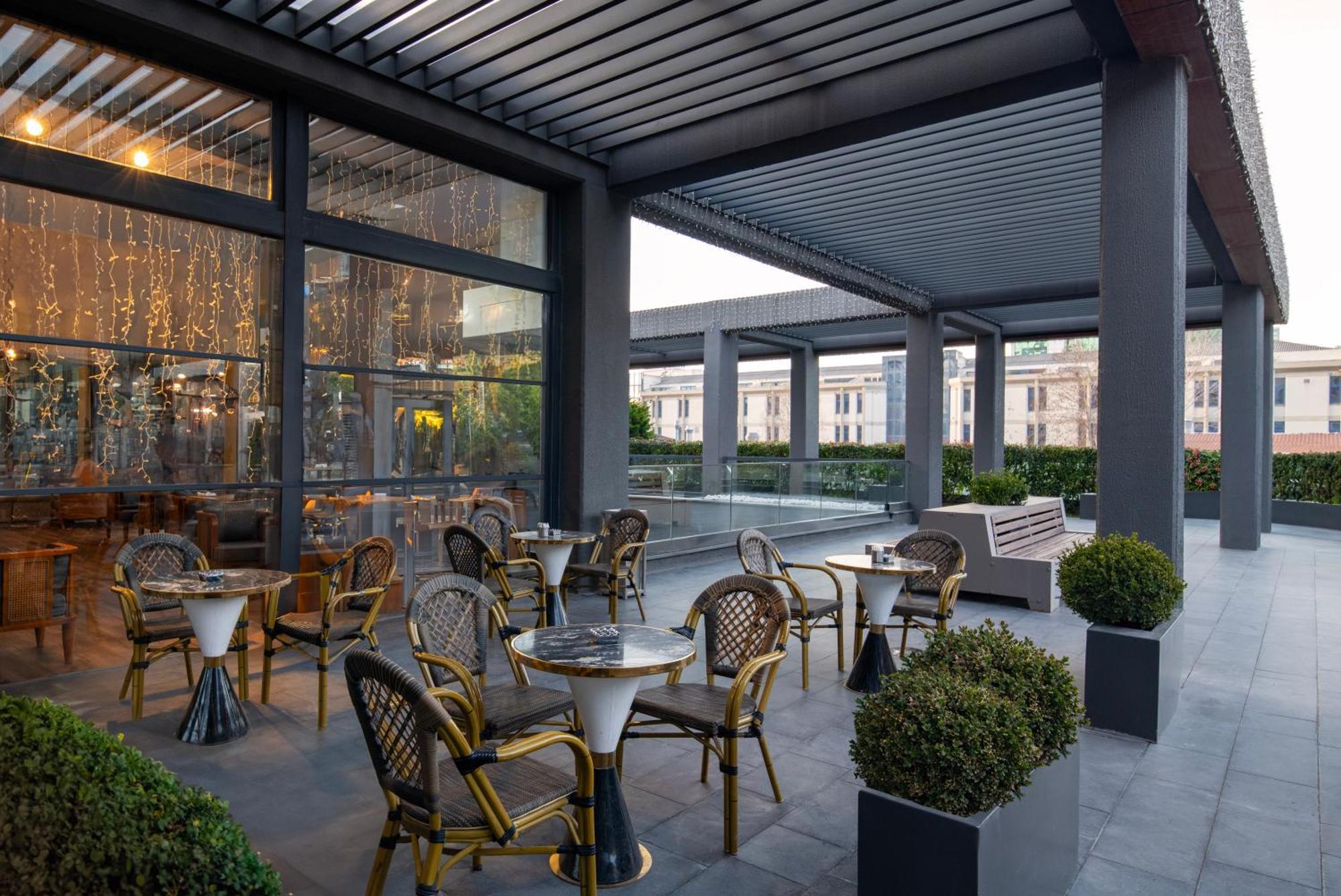 Movenpick Living Istanbul West 호텔 외부 사진