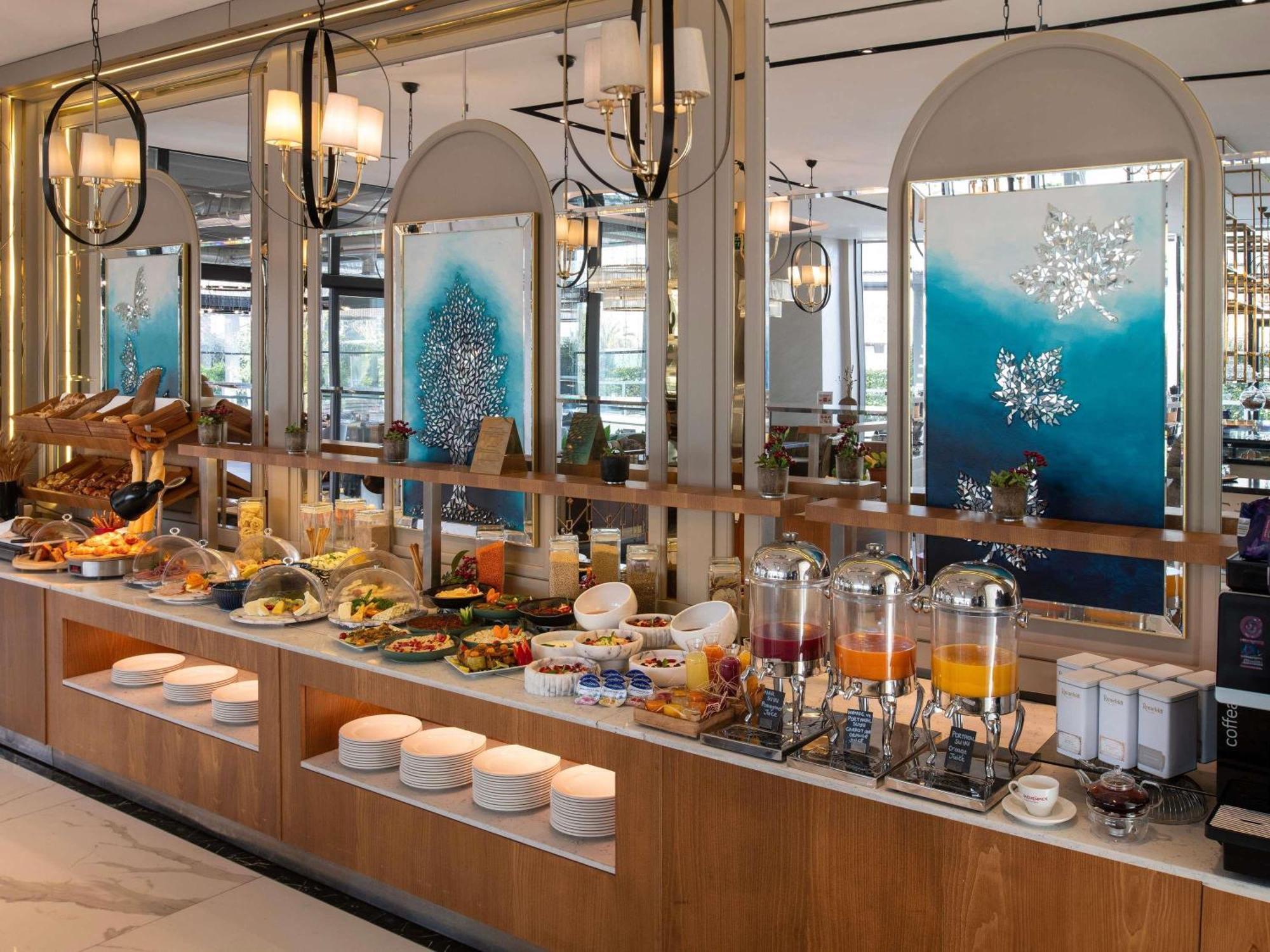 Movenpick Living Istanbul West 호텔 외부 사진