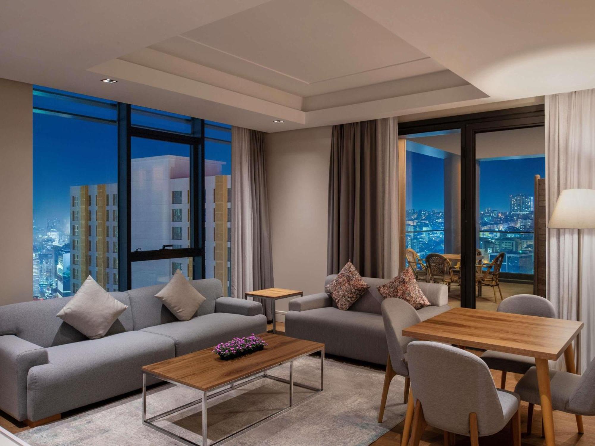 Movenpick Living Istanbul West 호텔 외부 사진